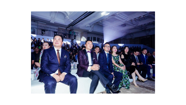 英雄联盟十周年：荣耀征程再启新篇